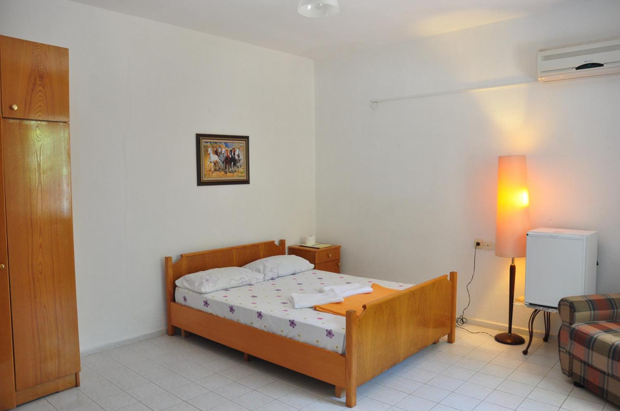 קוסדסי Mursel Garden Hotel מראה חיצוני תמונה