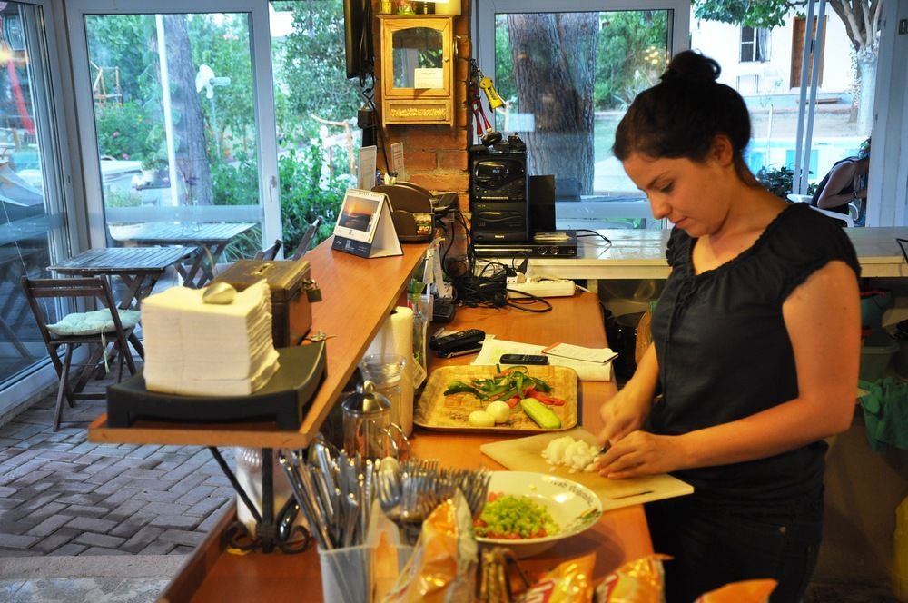 קוסדסי Mursel Garden Hotel מראה חיצוני תמונה