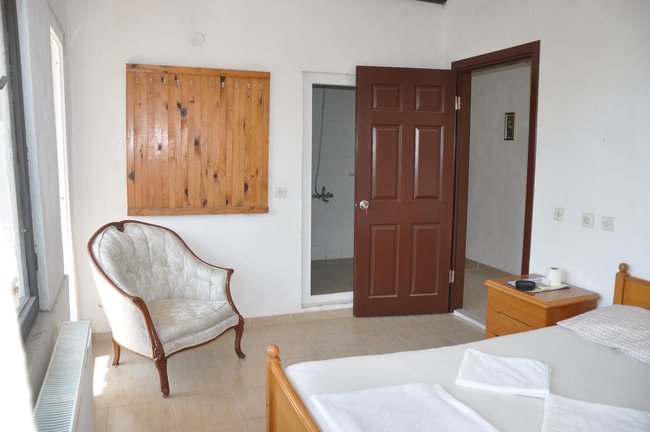 קוסדסי Mursel Garden Hotel מראה חיצוני תמונה