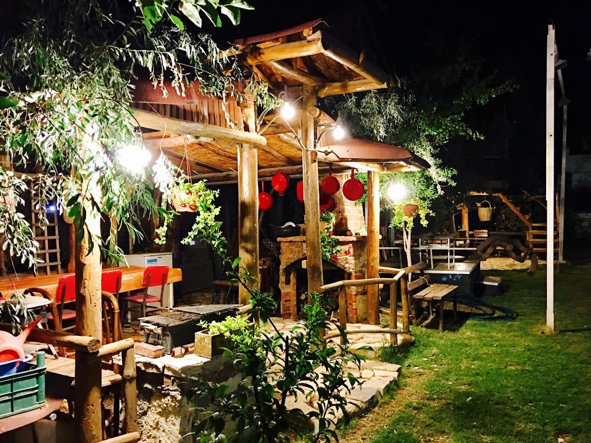 קוסדסי Mursel Garden Hotel מראה חיצוני תמונה